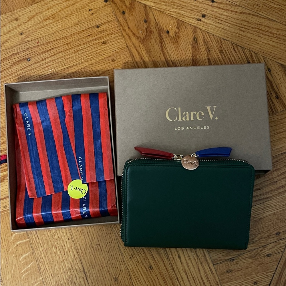 Clare V Les Cartes Leather Case in Evergreen - monogrammed M&M